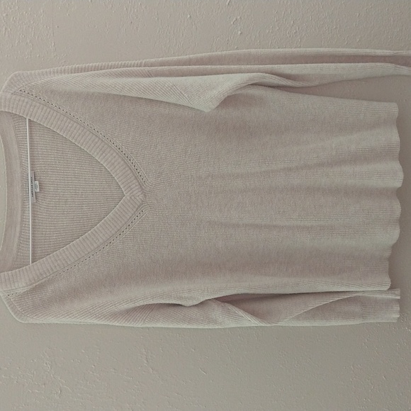 American Eagle cream sweater - Picture 1 of 2